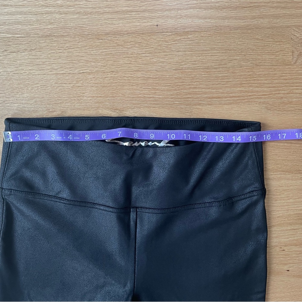Seven7 Faux Leather Leggings In Excellent Condition - Picture 12 of 16